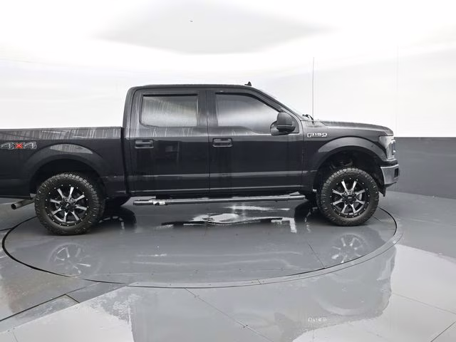 2019 Black Ford F-150 XLT 4X4 Truck