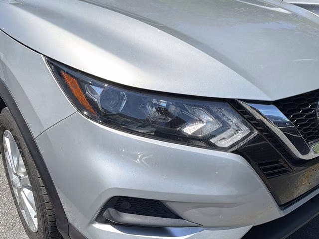 2020 Brilliant Silver Metallic Nissan Rogue Sport SV FWD SUV