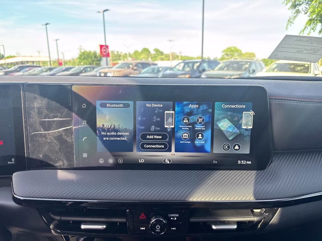 2026 Canyon Bronze Metallic Nissan Kicks SR FWD SUV