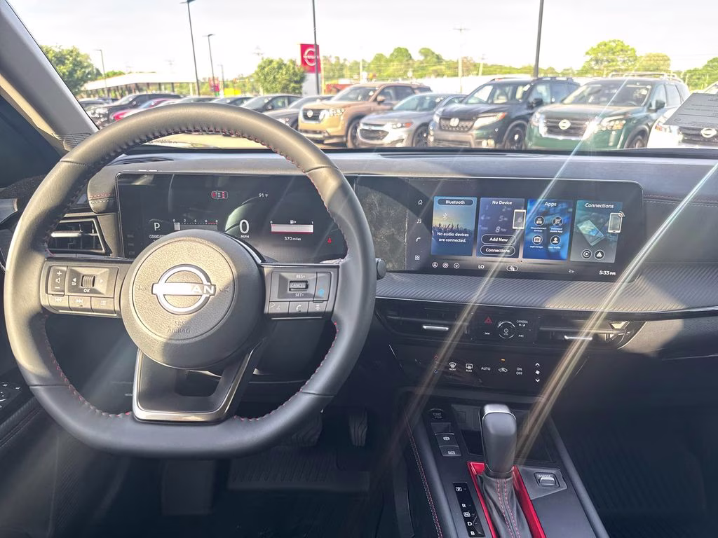 2026 Canyon Bronze Metallic Nissan Kicks SR FWD SUV