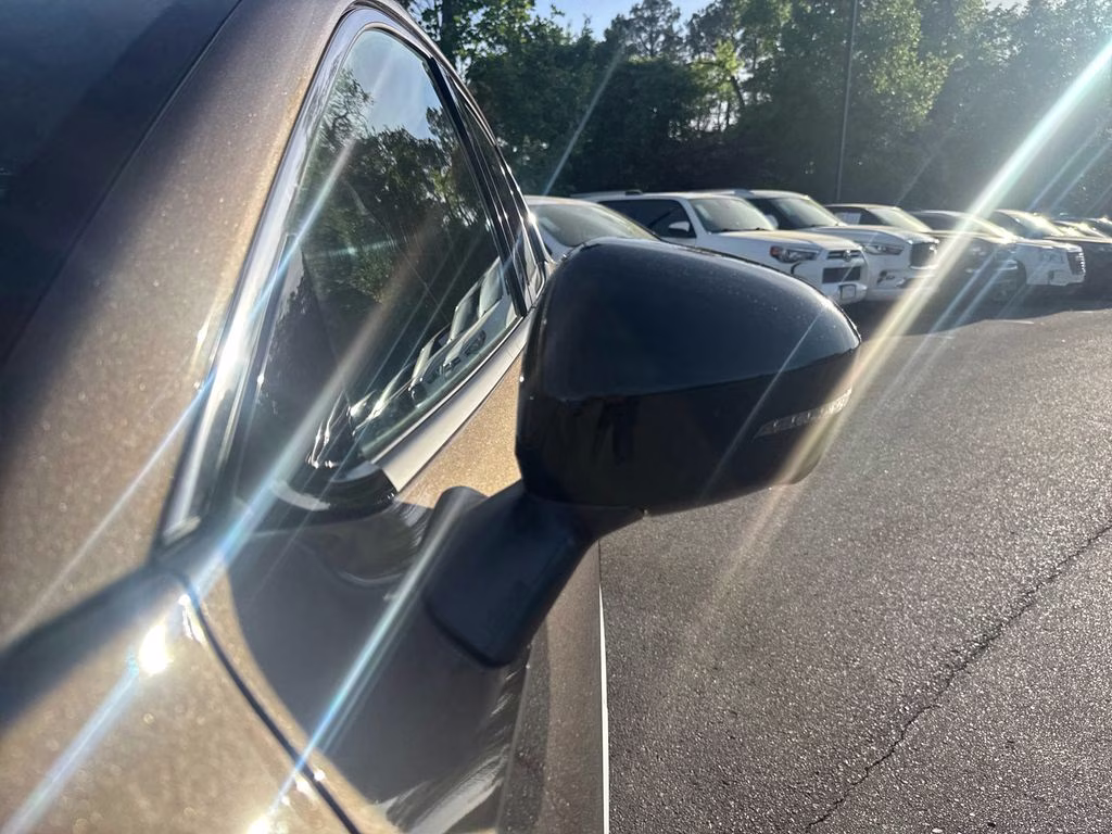 2026 Canyon Bronze Metallic Nissan Kicks SR FWD SUV