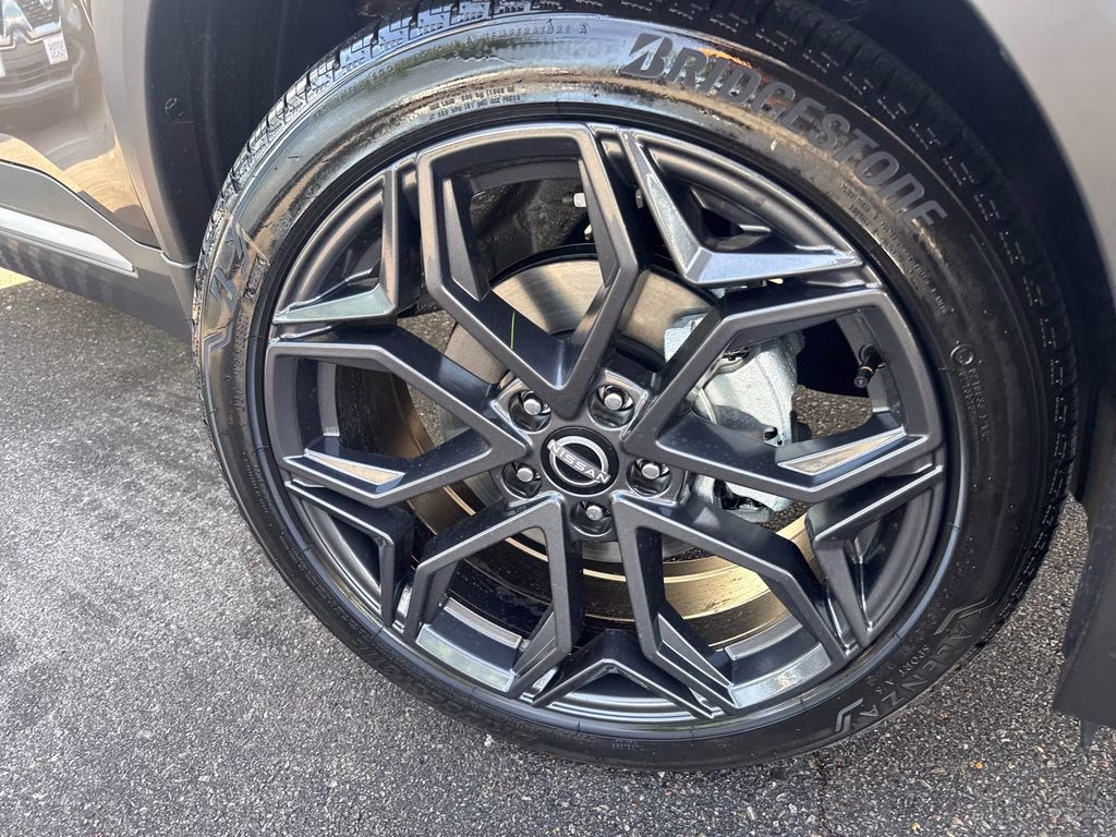 2026 Canyon Bronze Metallic Nissan Kicks SR FWD SUV