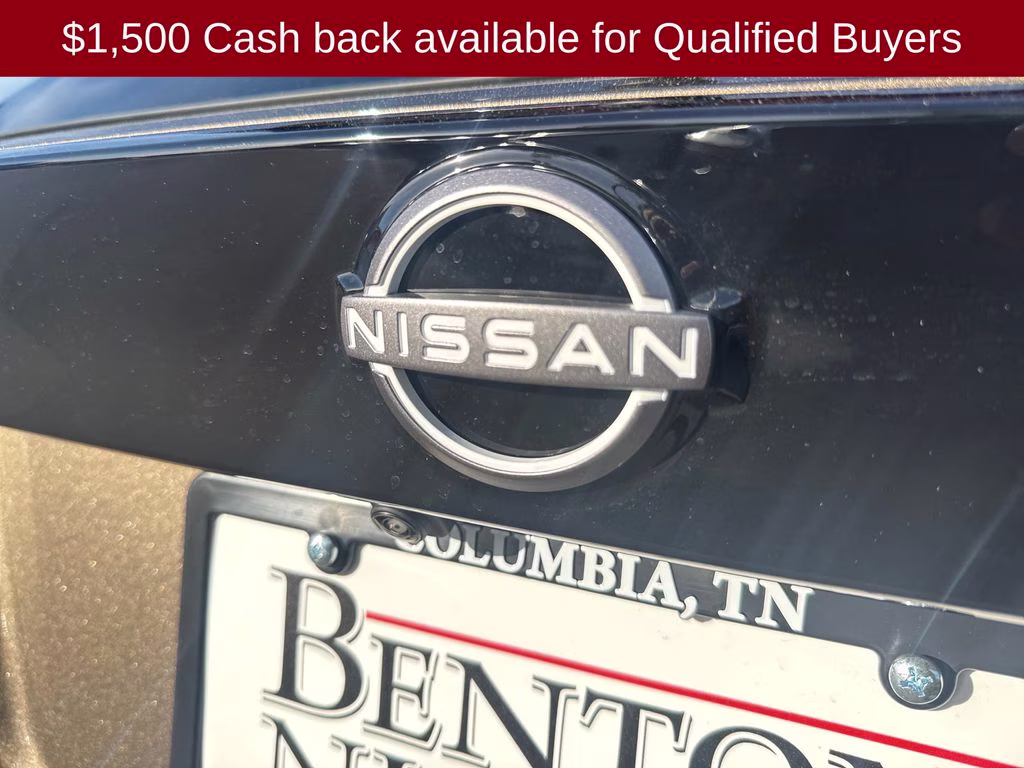 2026 Canyon Bronze Metallic Nissan Kicks SR FWD SUV