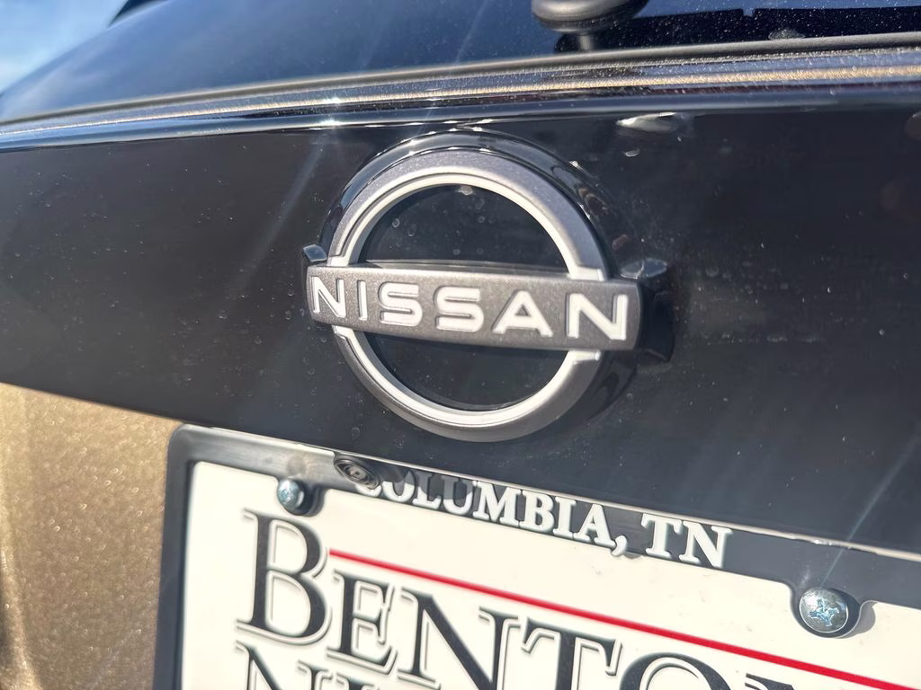 2026 Canyon Bronze Metallic Nissan Kicks SR FWD SUV