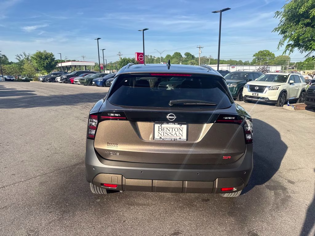 2026 Canyon Bronze Metallic Nissan Kicks SR FWD SUV