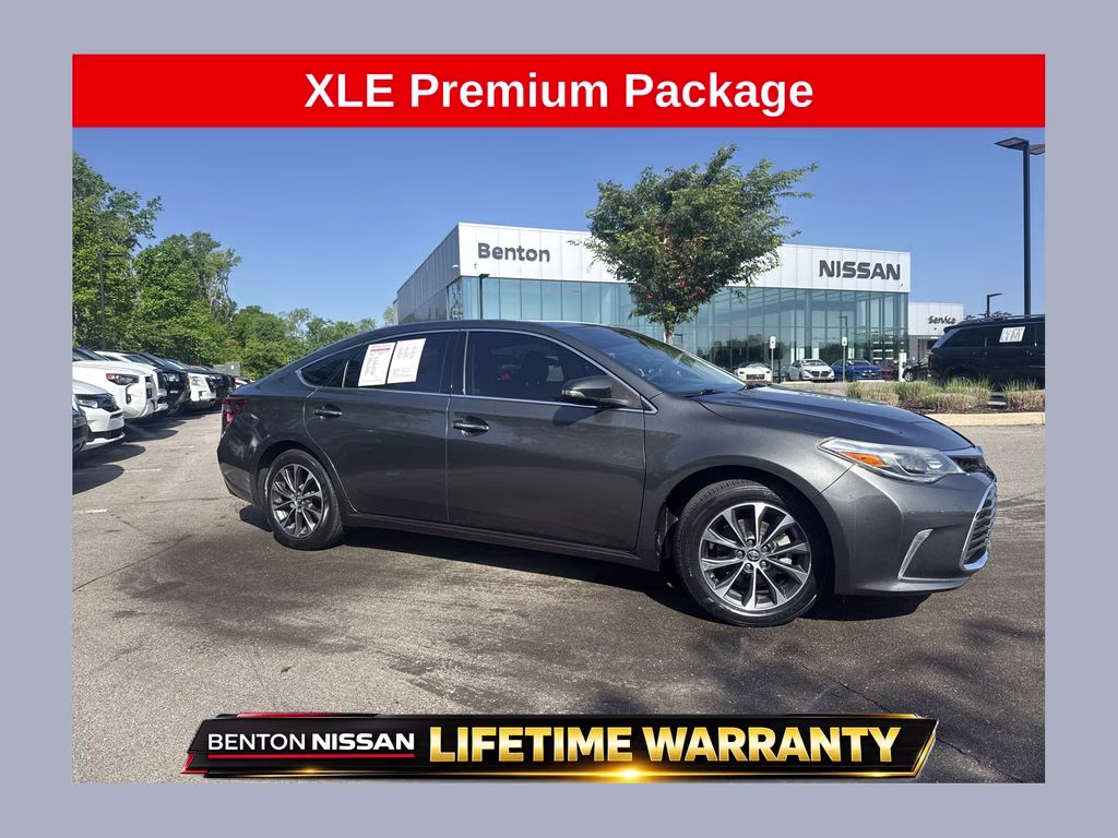 2017 Magnetic Gray Metallic Toyota Avalon XLE Premium FWD Sedan