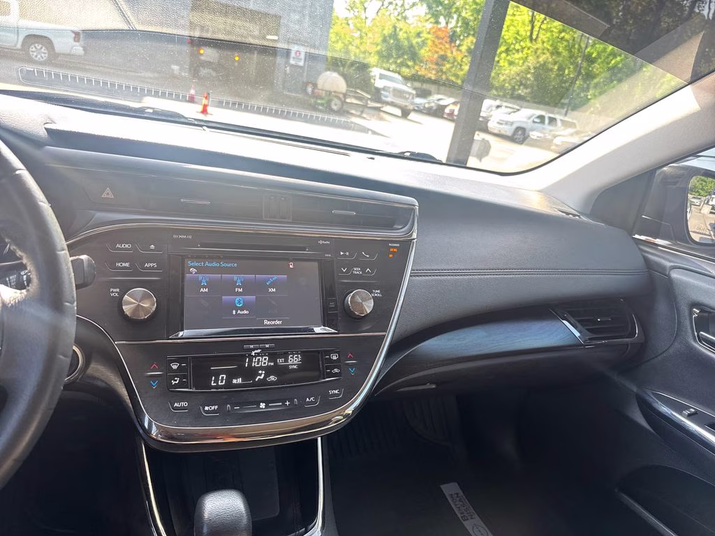 2017 Magnetic Gray Metallic Toyota Avalon XLE Premium FWD Sedan