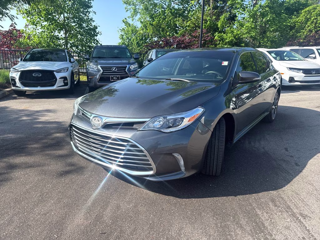 2017 Magnetic Gray Metallic Toyota Avalon XLE Premium FWD Sedan
