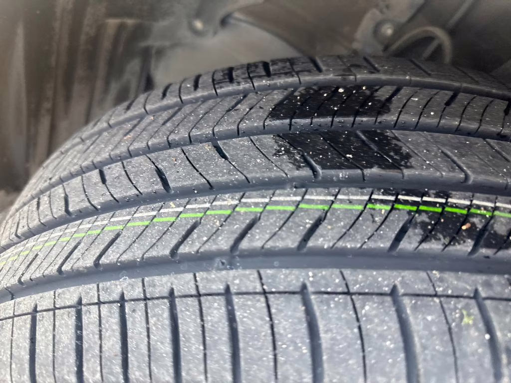 2017 Magnetic Gray Metallic Toyota Avalon XLE Premium FWD Sedan