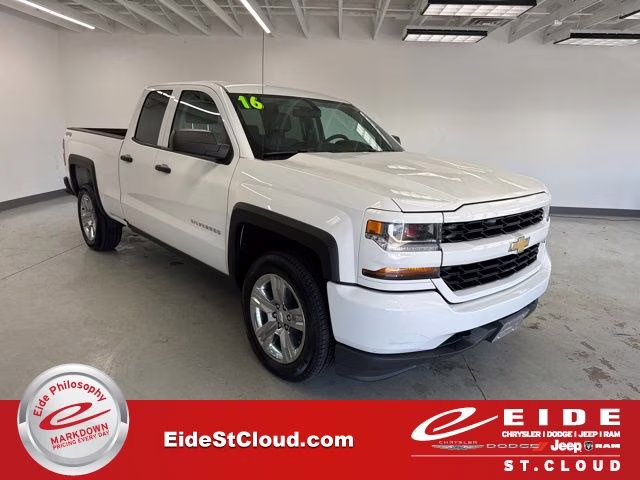 2016 Summit White Chevrolet Silverado 1500 Custom 4X4 Truck