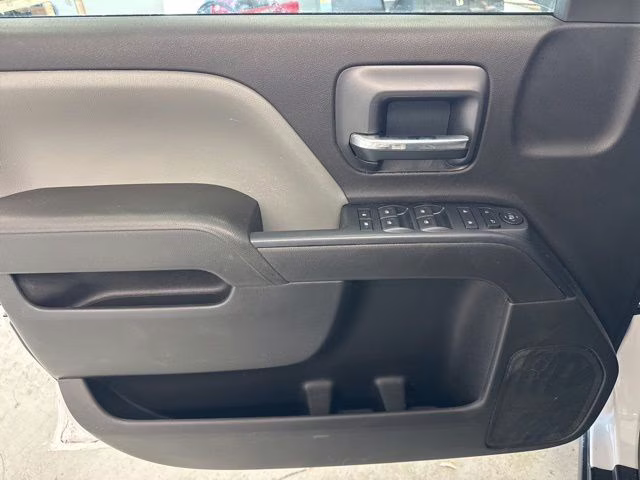 2016 Summit White Chevrolet Silverado 1500 Custom 4X4 Truck