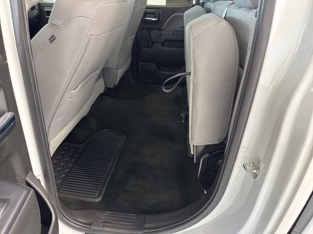2016 Summit White Chevrolet Silverado 1500 Custom 4X4 Truck