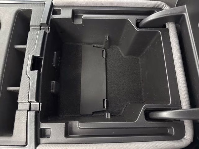 2016 Summit White Chevrolet Silverado 1500 Custom 4X4 Truck