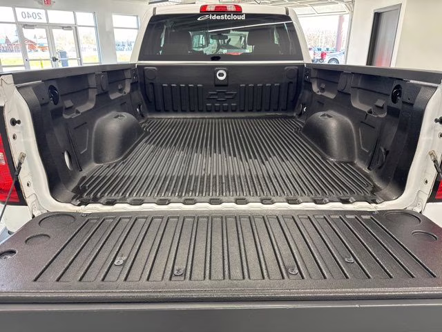 2016 Summit White Chevrolet Silverado 1500 Custom 4X4 Truck