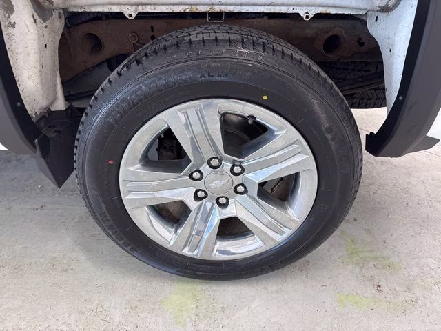2016 Summit White Chevrolet Silverado 1500 Custom 4X4 Truck
