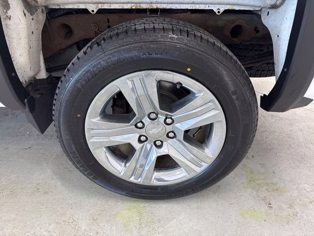 2016 Summit White Chevrolet Silverado 1500 Custom 4X4 Truck