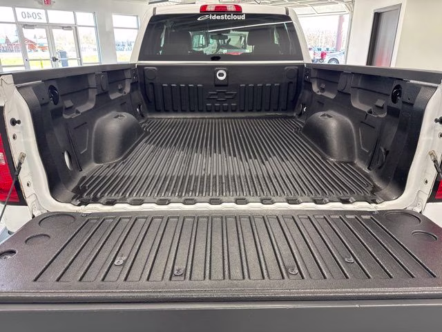 2016 Summit White Chevrolet Silverado 1500 Custom 4X4 Truck