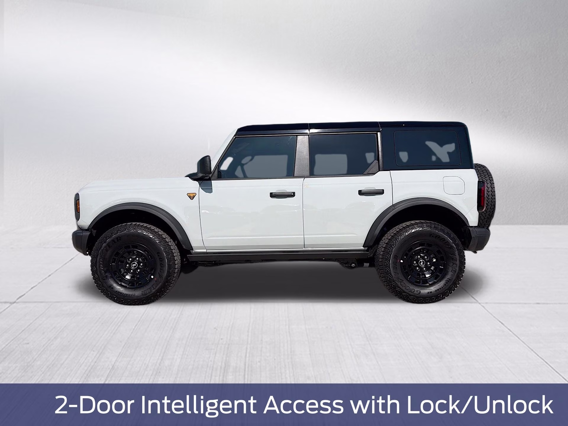 2026 Avalanche Gray Ford Bronco Badlands 4X4 SUV