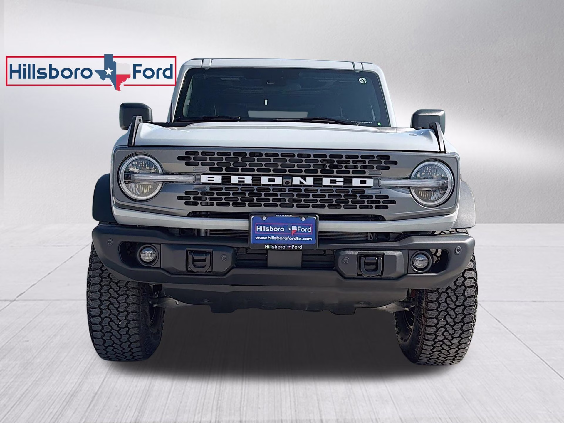 2026 Avalanche Gray Ford Bronco Badlands 4X4 SUV