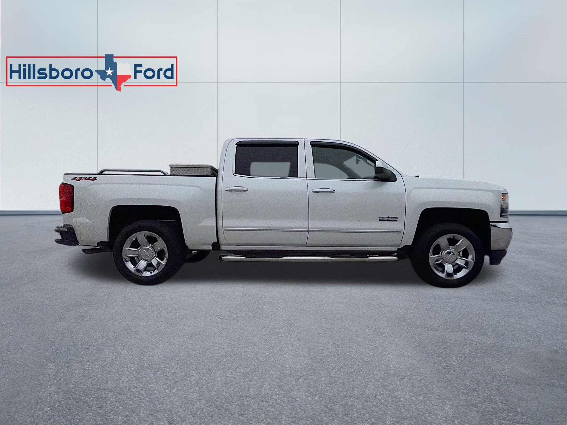 2018 Iridescent Pearl Tricoat Chevrolet Silverado 1500 LTZ 4X4 Truck