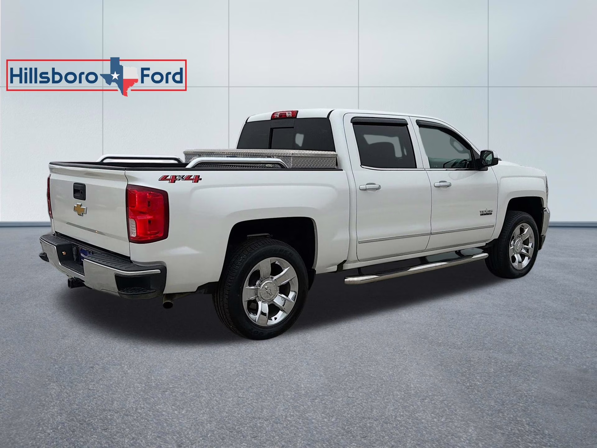 2018 Iridescent Pearl Tricoat Chevrolet Silverado 1500 LTZ 4X4 Truck