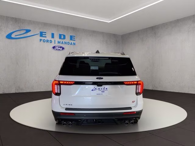 2026 Star White Metallic Tri-Coat Ford Explorer ST 4X4 SUV