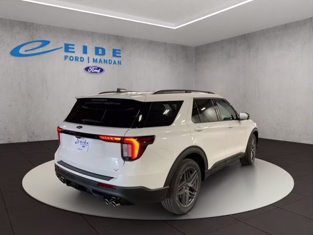 2026 Star White Metallic Tri-Coat Ford Explorer ST 4X4 SUV