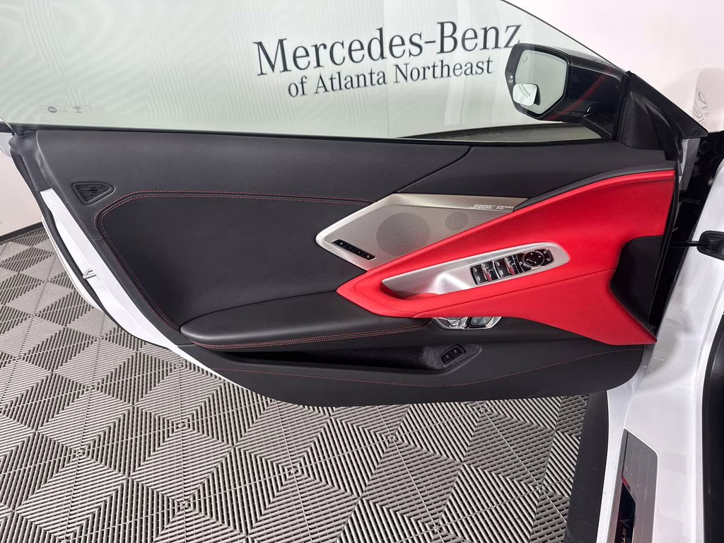 2024 Arctic White Chevrolet Corvette Stingray RWD Convertible