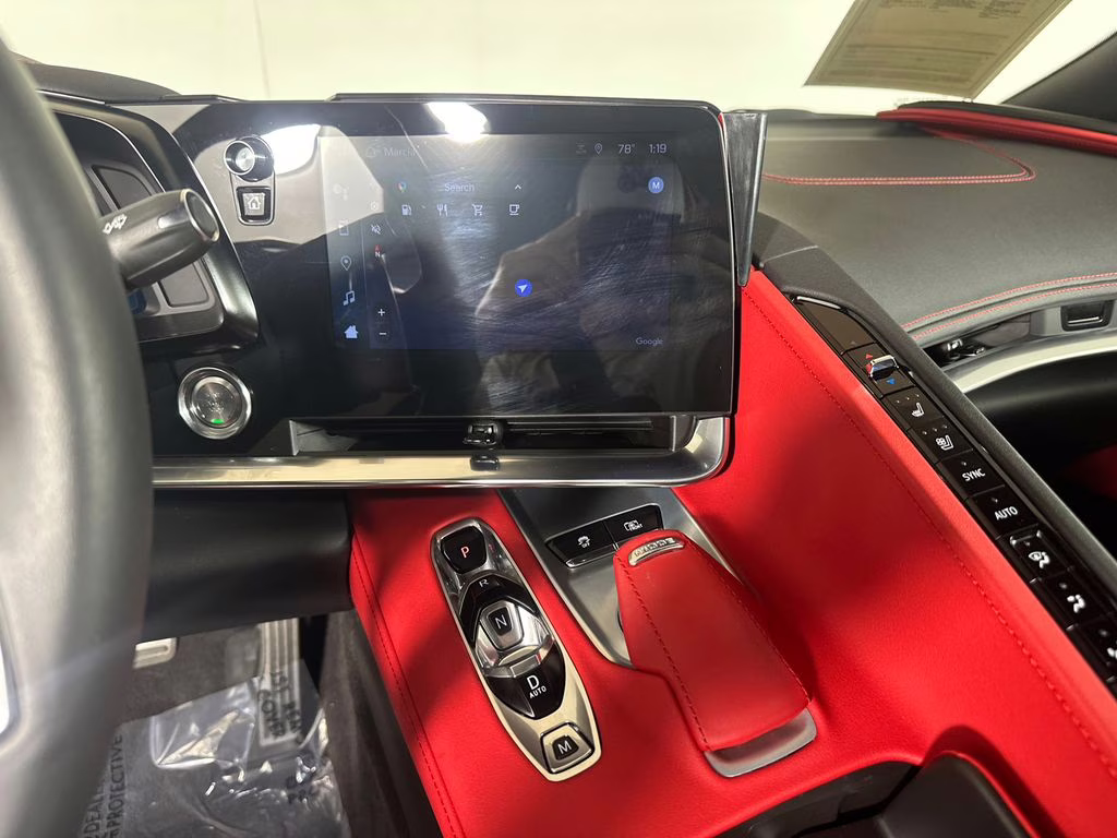 2024 Arctic White Chevrolet Corvette Stingray RWD Convertible