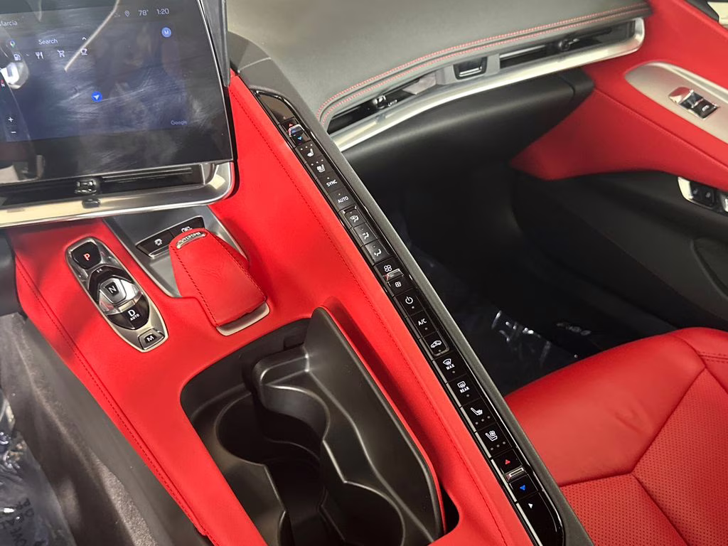 2024 Arctic White Chevrolet Corvette Stingray RWD Convertible