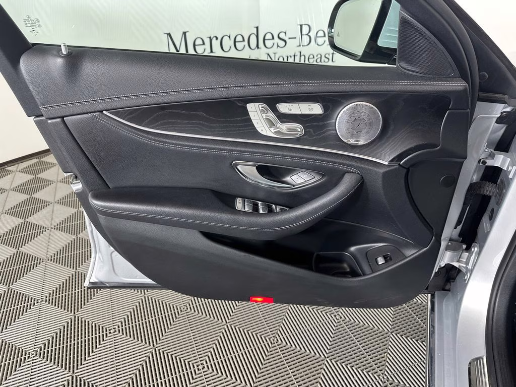 2019 Iridium Silver Metallic Mercedes-Benz E-Class E 300 AWD Sedan