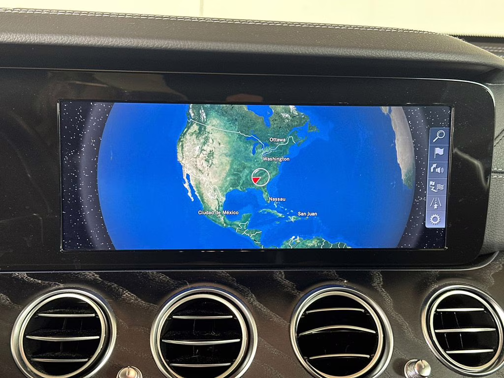 2019 Iridium Silver Metallic Mercedes-Benz E-Class E 300 AWD Sedan