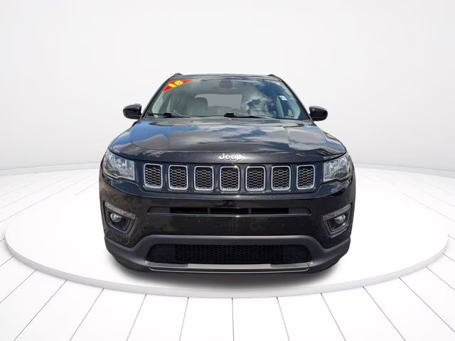 2018 Diamond Black Crystal Pearlcoat Jeep Compass Latitude FWD SUV
