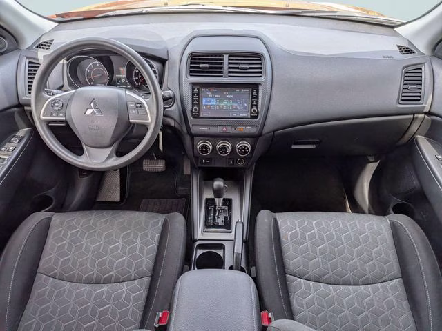 2021 Sunshine Orange Metallic Mitsubishi Outlander Sport 2.0 ES FWD SUV
