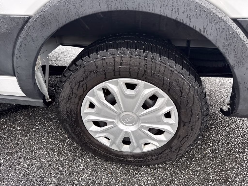 2024 Oxford White Ford Transit-350 XLT RWD Crossover