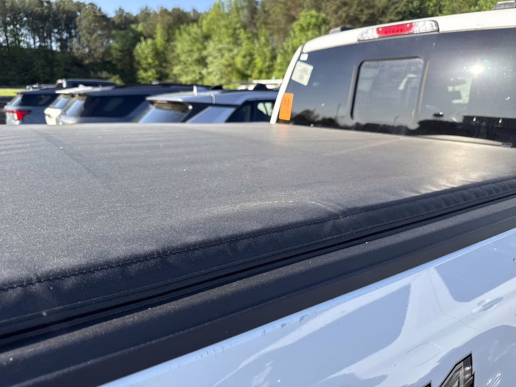 2023 Oxford White Ford F-150 XLT 4X4 Truck