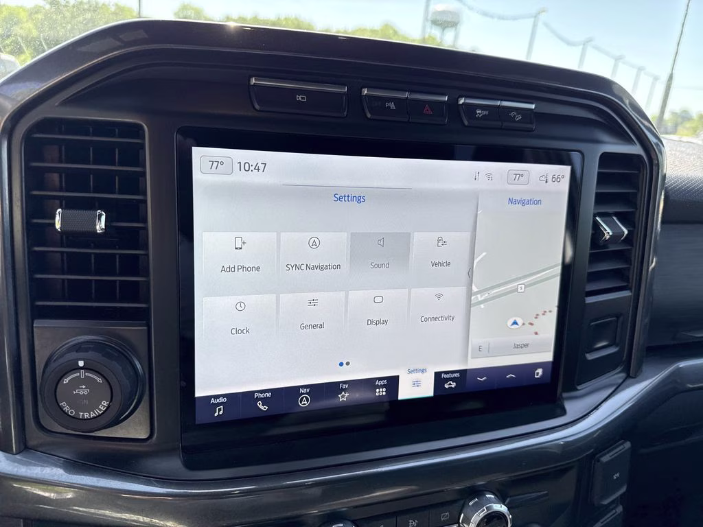 2023 Oxford White Ford F-150 XLT 4X4 Truck
