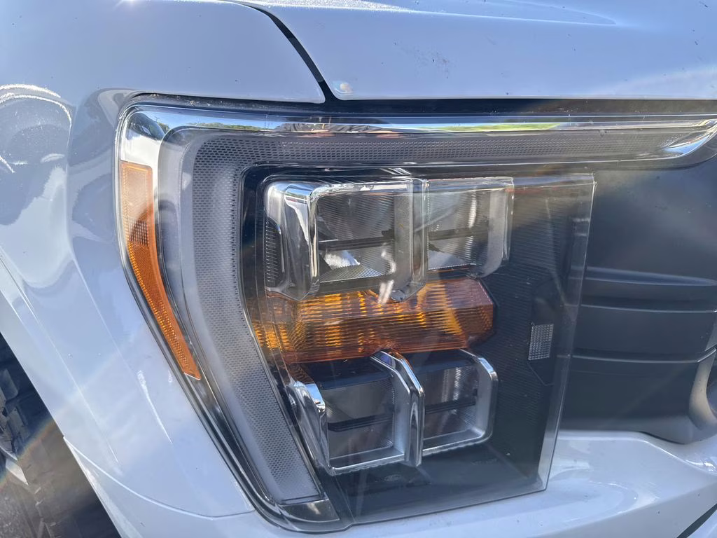 2023 Oxford White Ford F-150 XLT 4X4 Truck