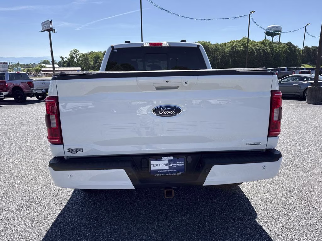 2023 Oxford White Ford F-150 XLT 4X4 Truck