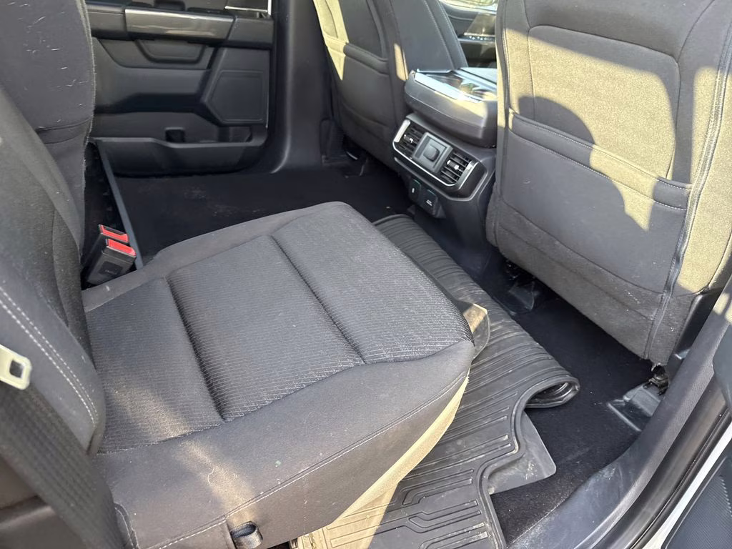 2023 Oxford White Ford F-150 XLT 4X4 Truck