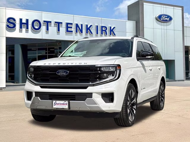 2026 White Ford Expedition Platinum 4X4 SUV
