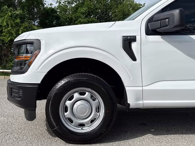 2026 Oxford White Ford F-150 XL RWD Truck