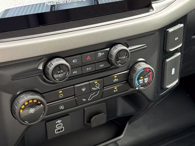 2026 Oxford White Ford F-150 XL RWD Truck