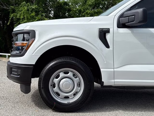 2026 Oxford White Ford F-150 XL RWD Truck