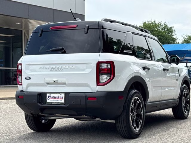 2026 Oxford White Ford Bronco Sport Outer Banks 4X4 SUV