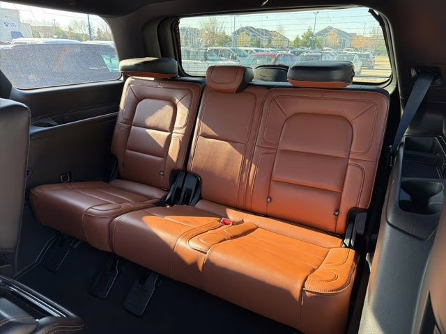 2018 Velvet Lincoln Navigator Reserve 4X4 SUV