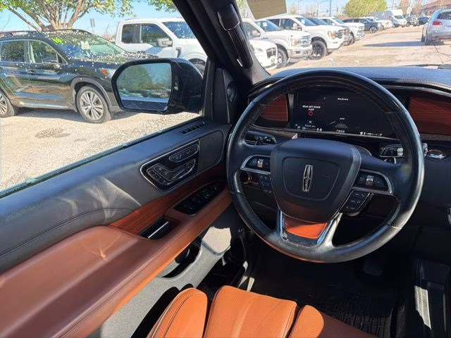 2018 Velvet Lincoln Navigator Reserve 4X4 SUV