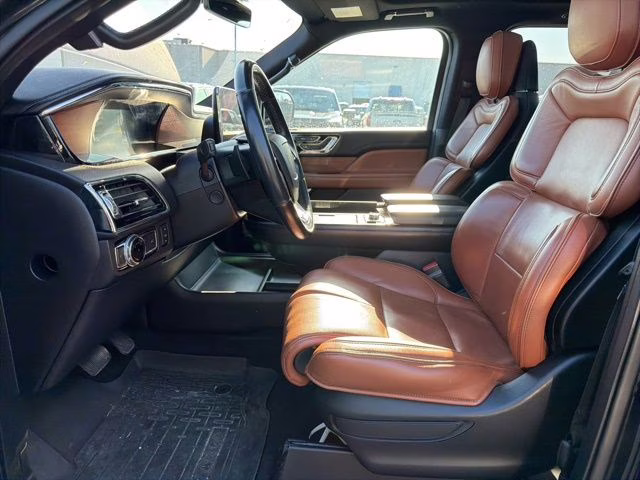 2018 Velvet Lincoln Navigator Reserve 4X4 SUV