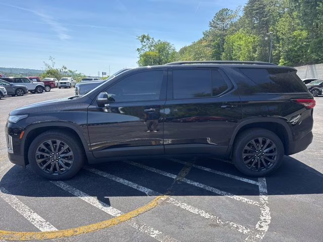 2022 Mosaic Black Metallic Chevrolet Traverse RS AWD SUV