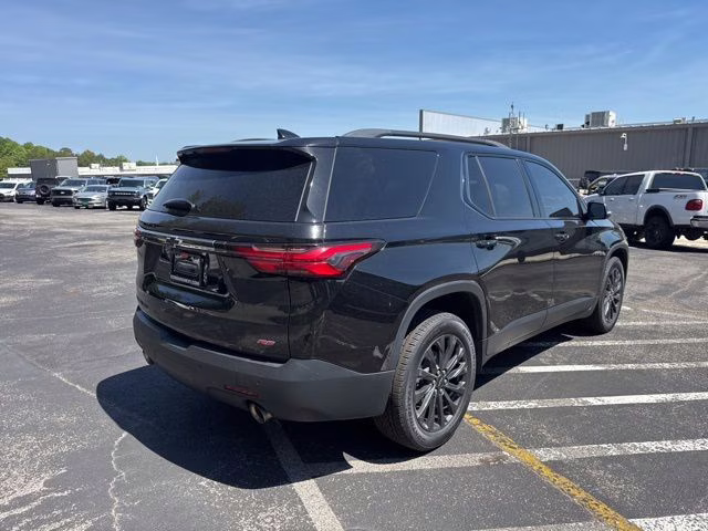 2022 Mosaic Black Metallic Chevrolet Traverse RS AWD SUV